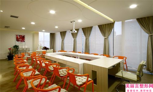 河南三甲皮肤整容排行前十的医院,2022河南省科技大学第二附属医院实力上榜
