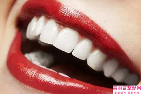 江门市foursmile牙齿矫正牙科医生排行榜新版名单一览-董明新医生经历分享